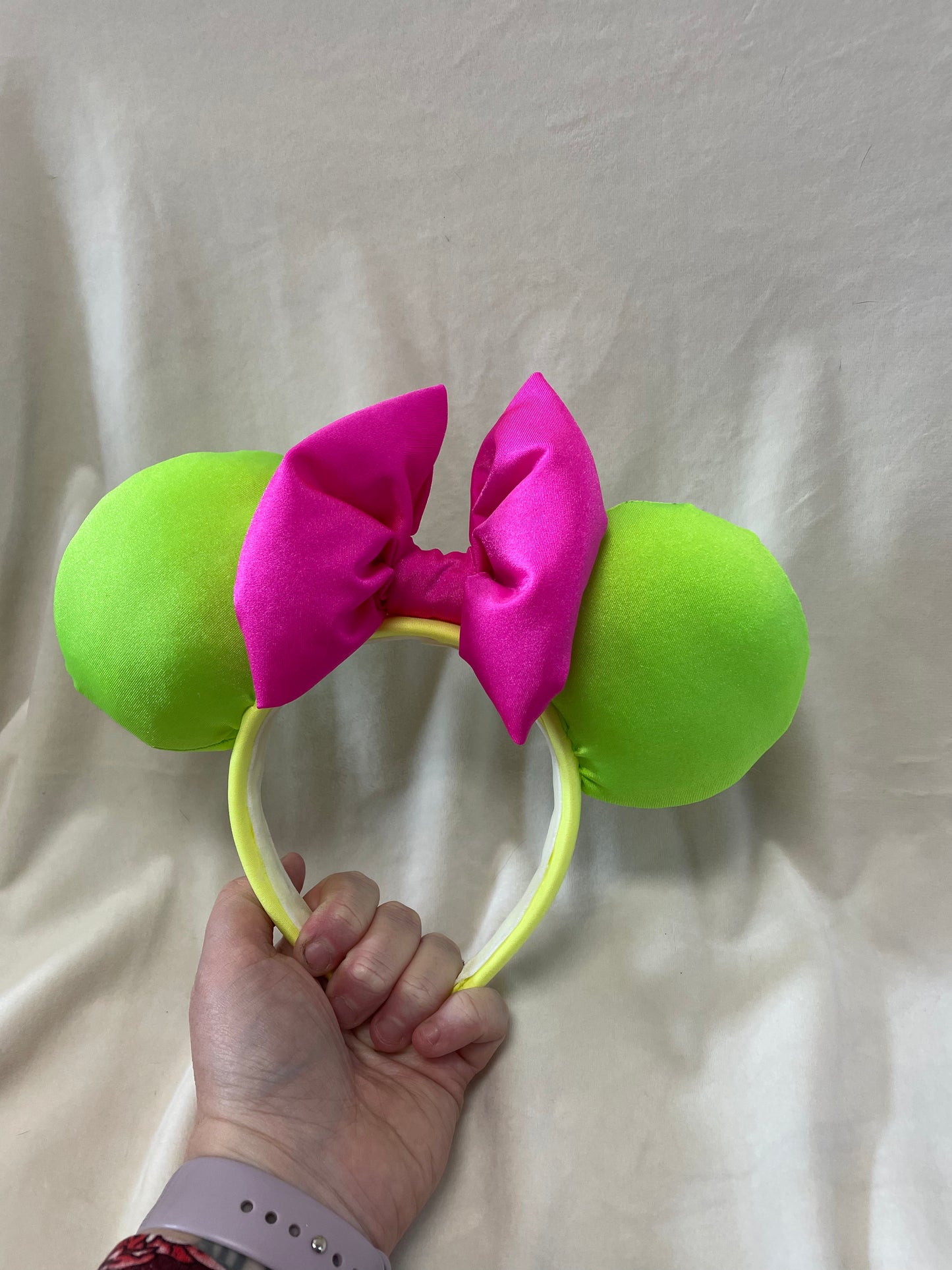 Neon 90s Ears